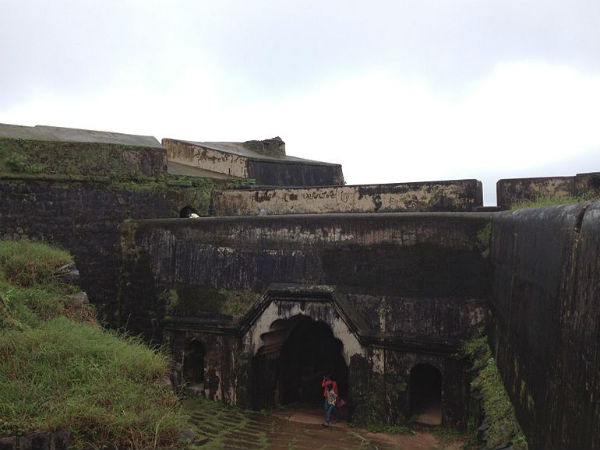 ನಿರ್ಮಾಣ