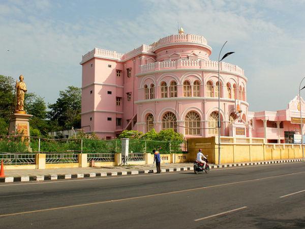 ನಿರ್ಮಾಣ