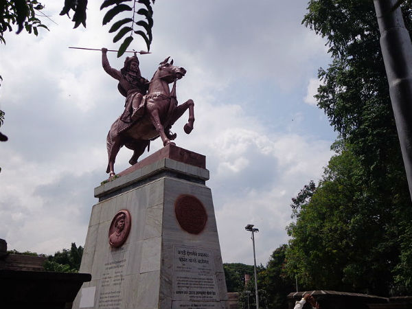 ಹಂಟೆಡ್ ಸ್ಟೋರಿ
