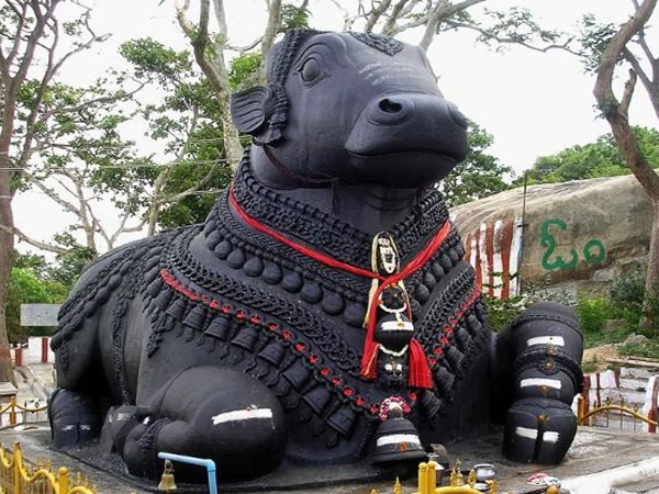 ಸ್ವಯಂ ಭೂ ಬಸವಣ್ಣ
