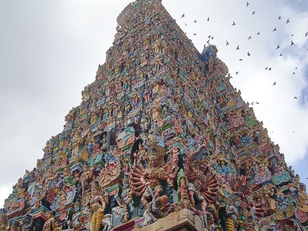 ಮದುರೈ ಮೀನಾಕ್ಷಿ ದೇವಸ್ಥಾನ - ಮದುರೈ
