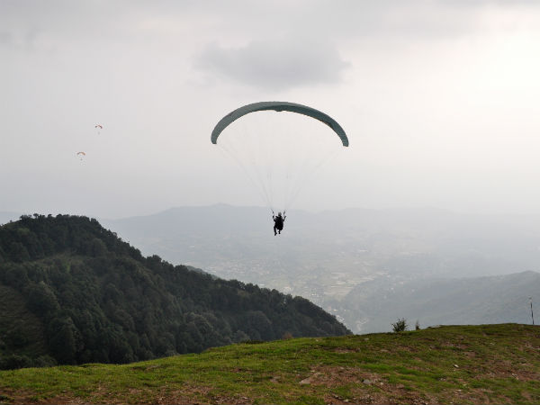 ಪಾರಾಗ್ಲೈಡಿ೦ಗ್
