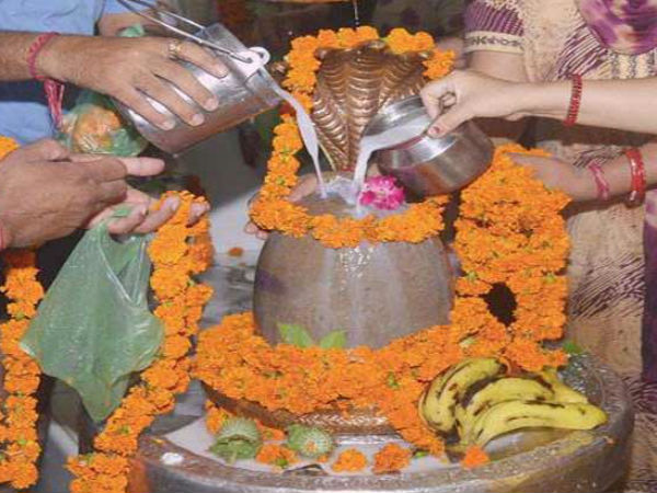 ವಿಶೇಷ ಪೂಜೆಗಳು