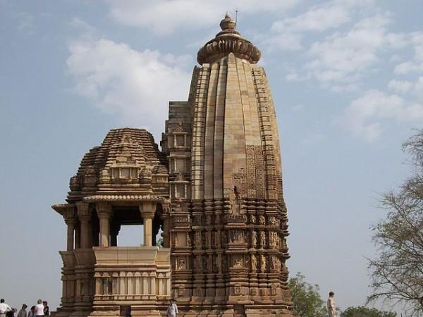 ಲಕ್ಷ್ಮೀ ದೇವಾಲಯ, ಖಜುರಾಹೋ