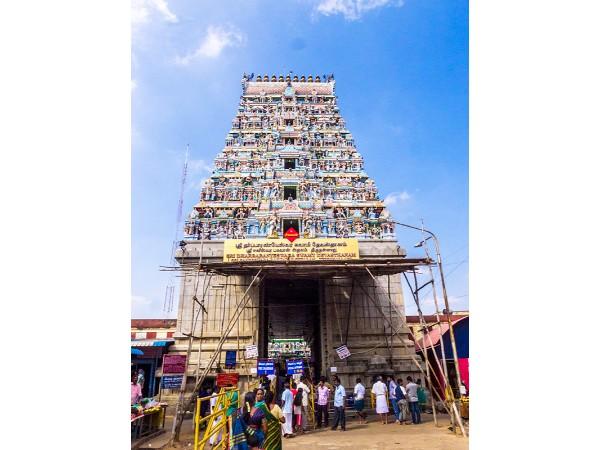 ತಿರುನಲ್ಲಾರ್ನ ಶನೇಶ್ವರ ದೇವಾಲಯ