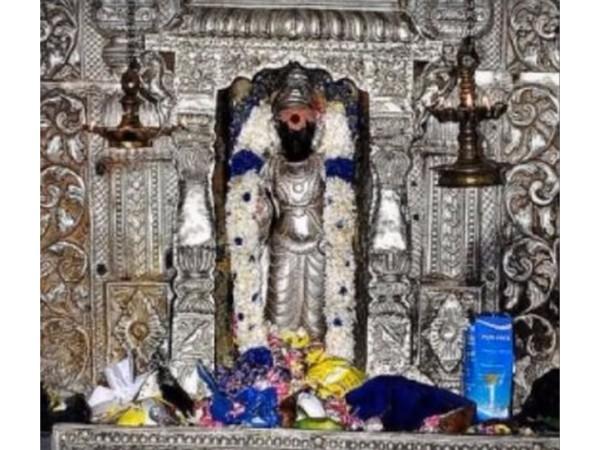 ತಿರುನಲ್ಲಾರ್ನ ಶನೇಶ್ವರ ದೇವಾಲಯ