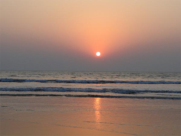 ಗುಹಾಗರ್ ಕಡಲಕಿನಾರೆ