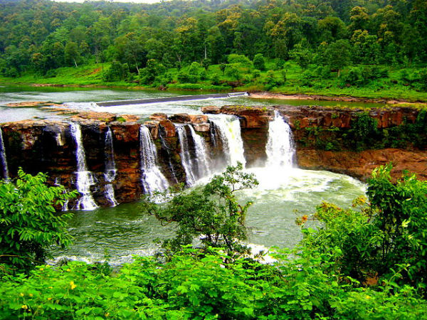 ಗಿರಾ ಜಲಪಾತಗಳು