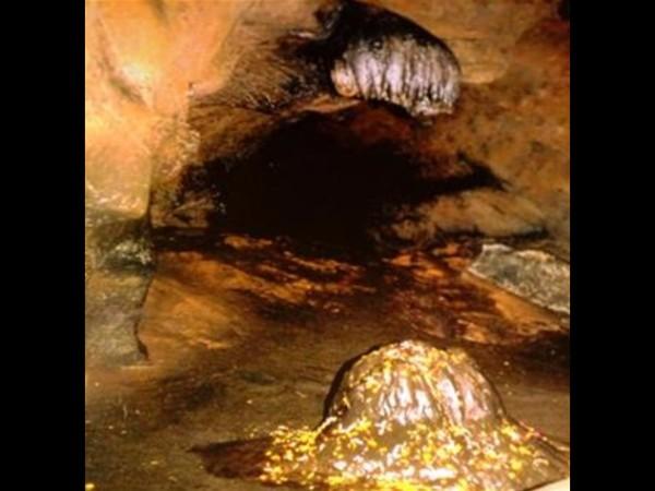 ಪುರಾತನವಾದ ಗುಹೆಗಳು