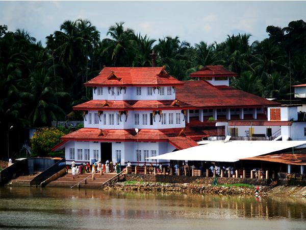 ಶ್ರೀ ಪಾರಸ್ಸಿನಿಕಡವು ಮುಟ್ಟಪ್ಪನ್ ದೇವಾಲಯ