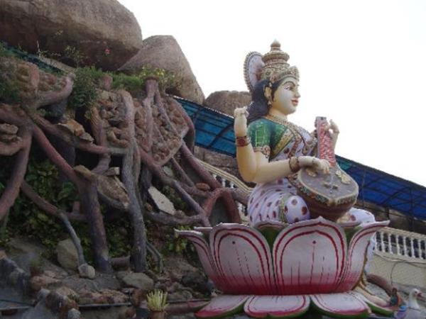 ಸರಸ್ವತಿ ದೇವಾಲಯ