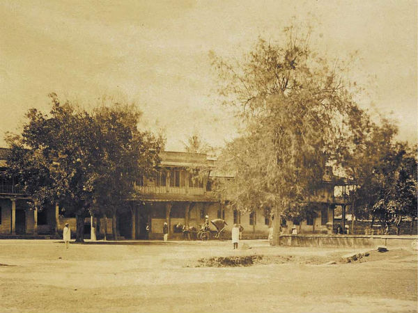 ನಾಡಭಕ್ತೆ ಸ್ತ್ರೀ