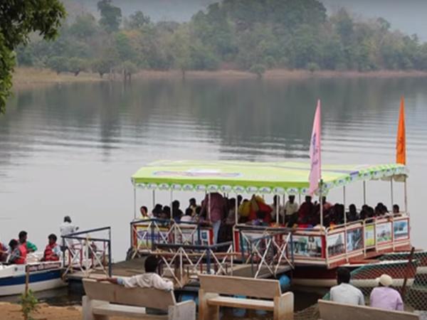 ಆ ಕೊಳದ ನೀರು ಏನಾಗುತ್ತದೆ?
