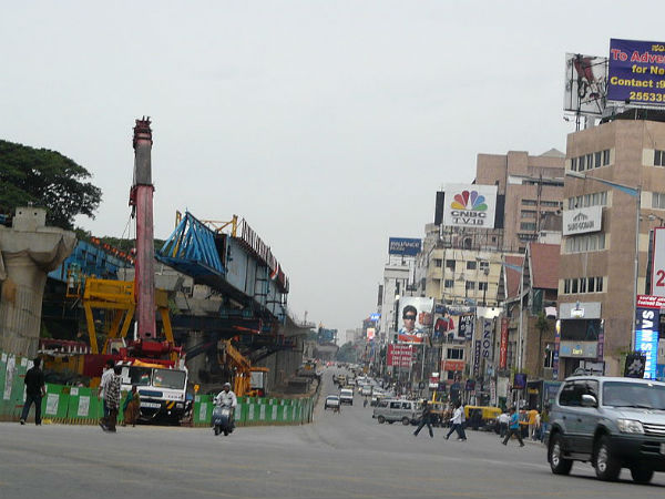 ಎಮ್.ಜಿ ರೋಡ್, ಕಾಲ್ ಸೆಂಟರ್