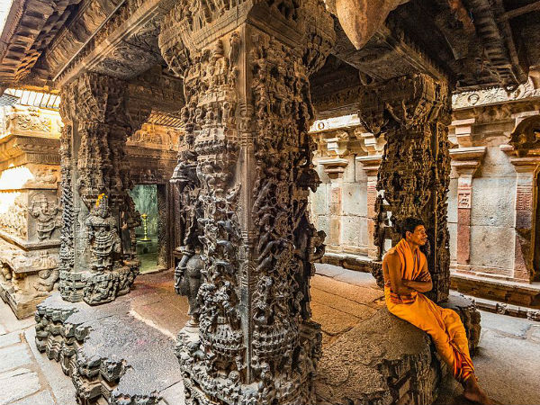 ಯಾರು ನಿರ್ಮಾಣ ಮಾಡಿದರು?