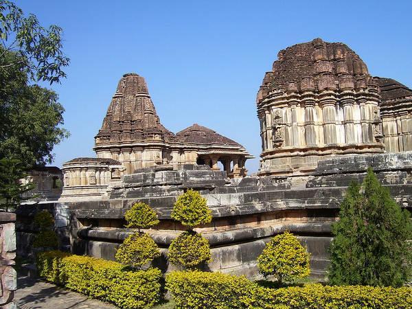 ಸಾಸ್ ಬಹು ಟೆಂಪಲ್, ಉದಯಪುರ್