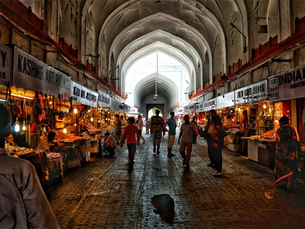 Indias most famous bazars Indias most famous bazars