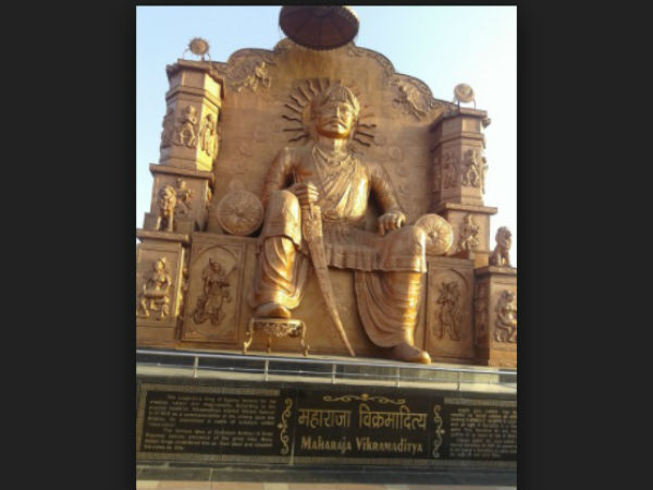 ವಿಕ್ರಮಾದಿತ್ಯನ ಪಟ್ಟಾಭಿಷೇಕ