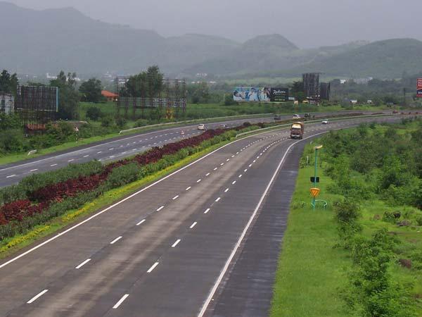 ಮುಂಬೈ-ಪೂನ ಹಳೆಯ ಎಕ್ಸ್ಪ್ರೆಸ್ ರಹದಾರಿ