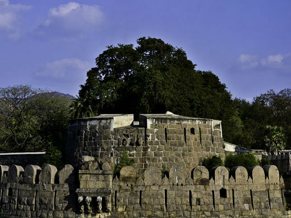 ವೆಲೂರು ಕೋಟೆ