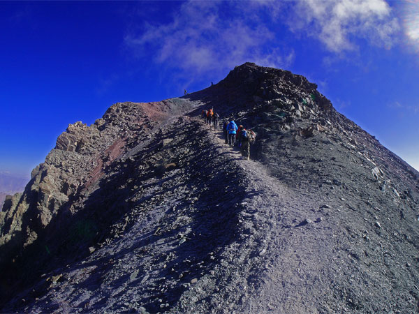 Stoke Kong Trekking Stoke Kong Trekking