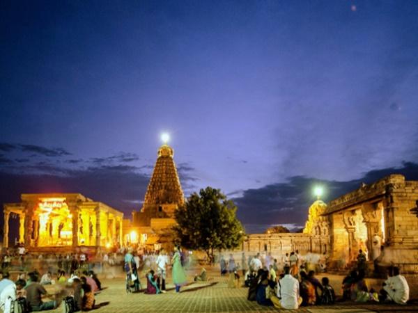 ಈ ದೇವಾಲಯದ ನೆರಳು ಭೂಮಿಯ ಮೇಲೆ ಬೀಳದೇ ಇರುವುದರ ರಹಸ್ಯ ಬಯಲು....