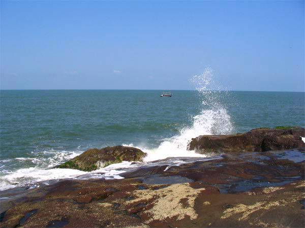ಹರಿಹರೇಶ್ವರ ಕಡಲಕಿನಾರೆ