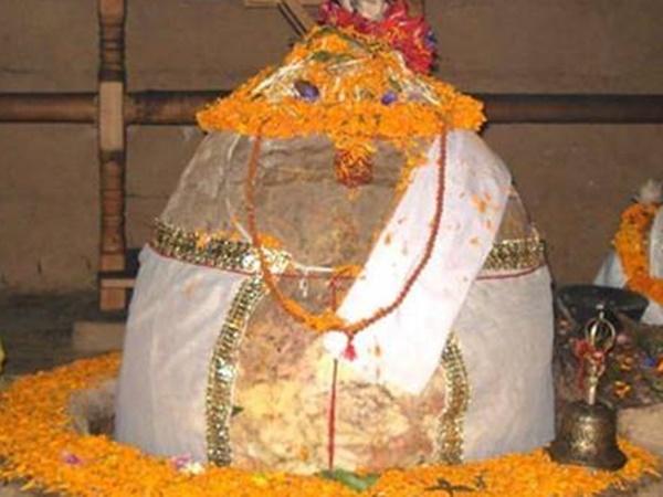 Bijli Mahadev Temple in Himachal Pradesh Bijli Mahadev Temple in Himachal Pradesh
