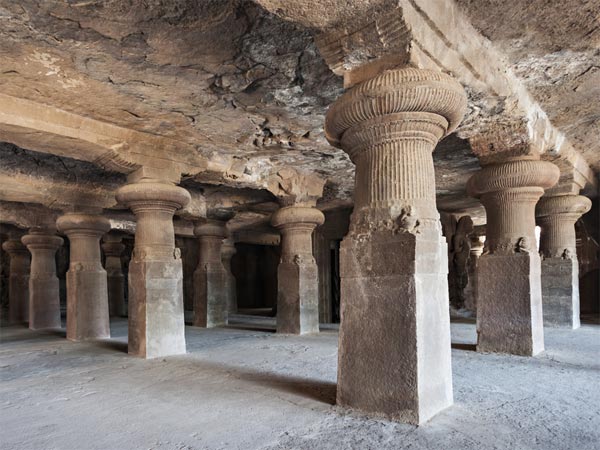 4.ಎಲಿಫೆಂಟಾ ಗುಹೆ