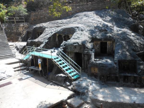 6.ಭೈರವಕೋನದಲ್ಲಿರುವ 8 ಶಿವಲಿಂಗ