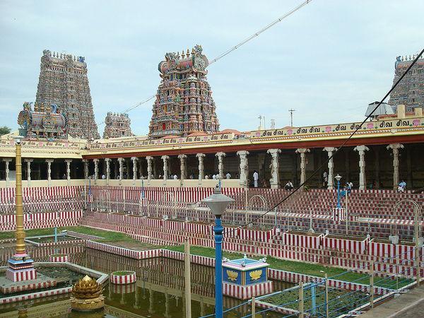 ಮೀನಾಕ್ಷಿ ದೇವಾಲಯ