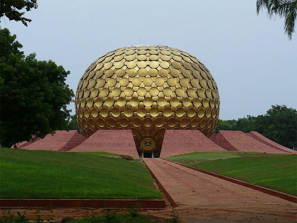 ಔರೋವಿಲ್ಲ್, ಪುದುಚೆರಿ