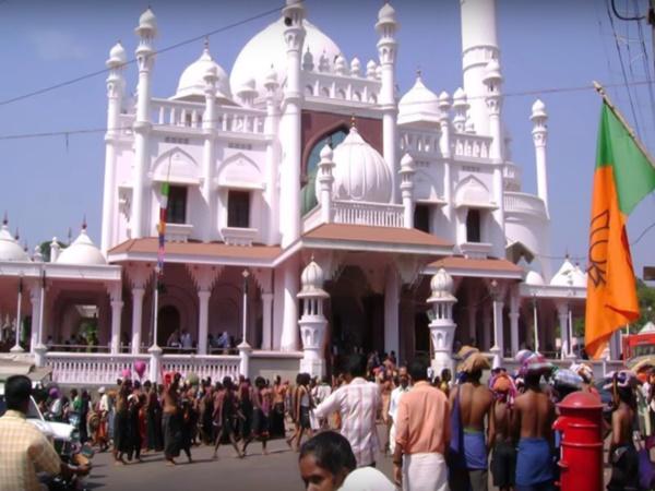 ಶಬರಿಮಲೈನಲ್ಲಿ ಹೆಚ್ಚು ಪ್ರಚಾರದಲ್ಲಿರುವ ವಾವರ್ ಮಸೀದಿ ರಹಸ್ಯಗಳು...ಶಬರಿಮಲೈನಲ್ಲಿ ಹೆಚ್ಚು ಪ್ರಚಾರದಲ್ಲಿರುವ ವಾವರ್ ಮಸೀದಿ ರಹಸ್ಯಗಳು...