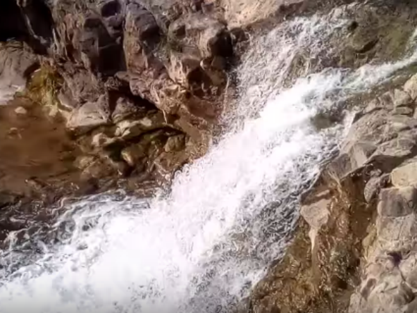 ಝನ್ಝಾರಿ ಜಲಪಾತಗಳು