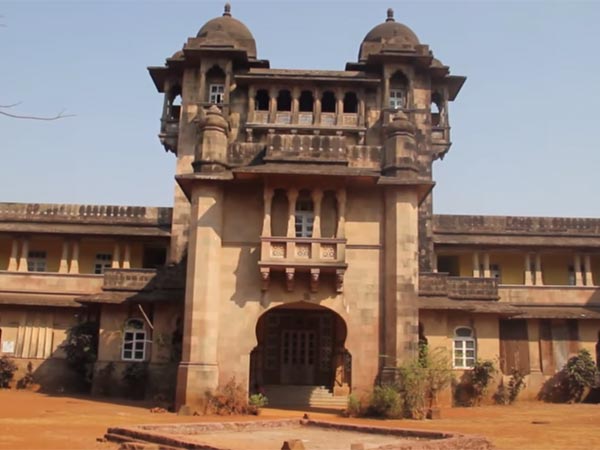 ಜವ್ಹಾರ್ ನಲ್ಲಿ ಜೈ ವಿಲಾಸ್ ಅರಮನೆ