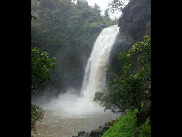 ದಭೋಸಾ ಜಲಪಾತ