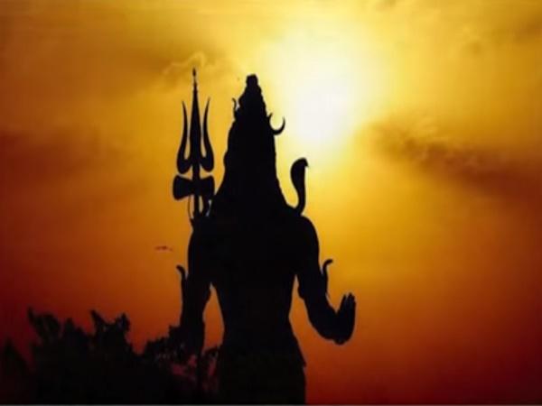 ಚಪ್ಪಾಳೆ ಹೊಡೆದರೆ ನೀರು ಬರುವ ವಿಚಿತ್ರ ಪ್ರದೇಶವಿದು..!
