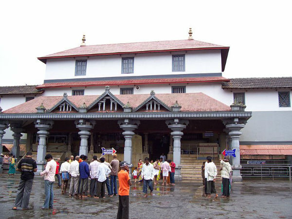 ಕರ್ನಾಟಕದ ಸುಪ್ರಸಿದ್ಧ ದೇವಾಲಯಗಳು