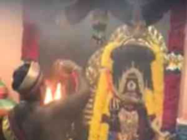 ಆ ದೇವಾಲಯಯನ್ನು ಕಾಯುತ್ತಿರುವ 19 ಅಡಿ ಹಾವು ಎಲ್ಲಿದೆ ಗೊತ್ತ?