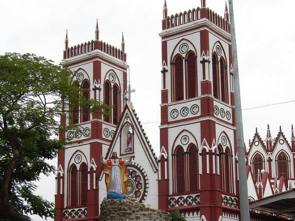 ಕ್ರಿಸ್ಮಸ್ ಮತ್ತು ಹೊಸ ವರ್ಷಕ್ಕೆ ಭೇಟಿ ನೀಡಲೇಬೇಕಾದ ಸ್ಥಳಗಳು ಇವು...