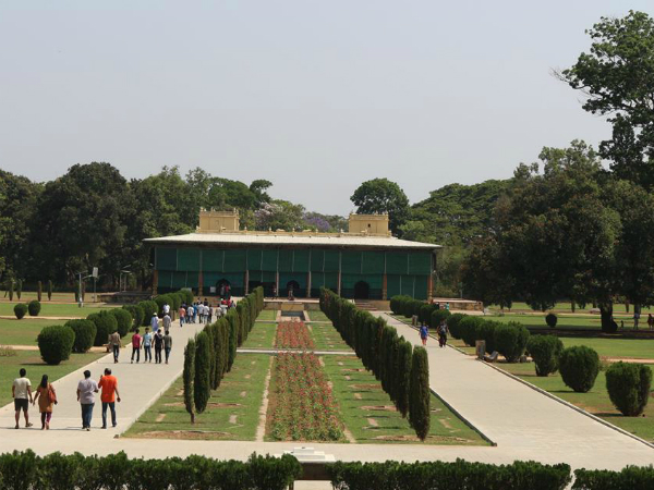 ದರಿಯಾ ದೌಲತ್ ಅರಮನೆ