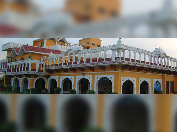 1) ಬನ್ನಿ ಖೇರಾ ಫ಼ಾರ್ಮ್ (ರೋಹ್ಟಾಕ್, ಹರಿಯಾಣ)