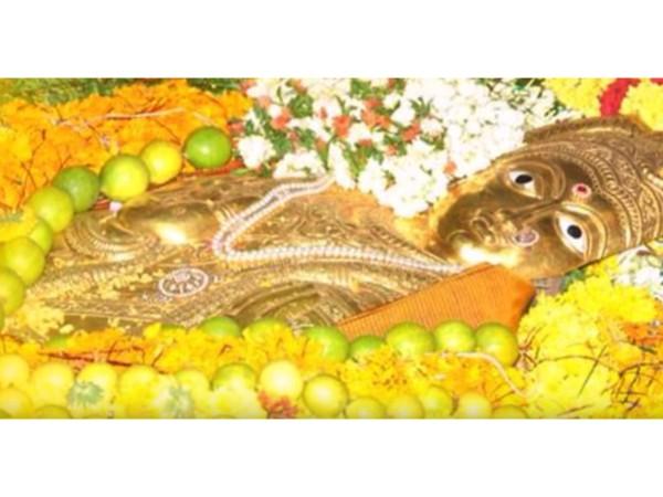 700 ವರ್ಷ ಹಳೆಯ ಬಲ್ಕಂಪೇಟೆ ಎಲ್ಲಮ್ಮ ದೇವಾಲಯದ ರಹಸ್ಯವೇನು ಗೊತ್ತ?
