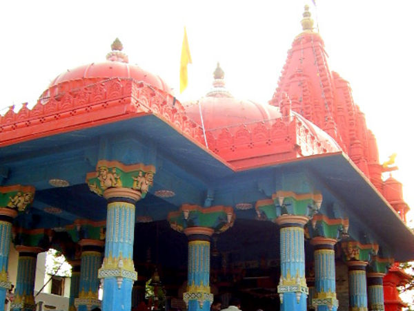 6.ಜಗತ್ ಪಿತ ಬ್ರಹ್ಮೇಶ್ವರ ಮಂದಿರ