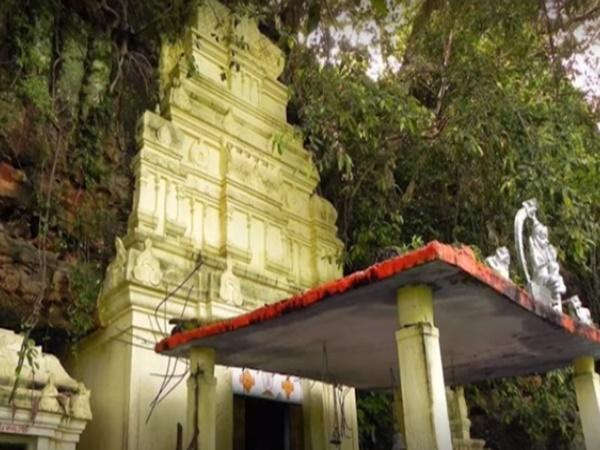 ಮುಟ್ಟಿದರೆ ಮೆತ್ತಗೆ ಇರುವ ವಿಚಿತ್ರ ವಿಗ್ರಹವಿದು.....