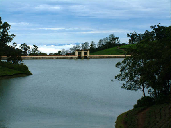 3) ಮನಲಾರು ಅಣೆಕಟ್ಟು