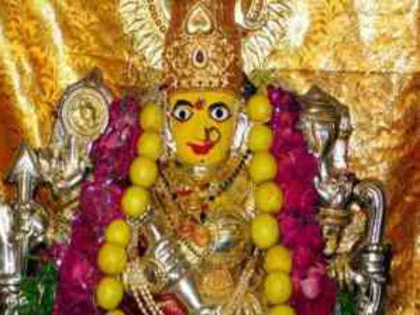 ಒಂದೊಂದು ಸಮಯದಲ್ಲಿ ಒಂದೊಂದು ರೂಪದಲ್ಲಿ ಕಾಣಿಸುವ ಮಹಿಮಾನ್ವಿತ ದೇವಿ...