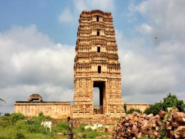 17.ಭಾರತದ ದೀಪಕಲ್ಪವಾದ ಒಂದು ಪ್ರಮುಖವಾದ ಗಿರಿದುರ್ಗ : ಗಂಡಿಕೋಟೆ