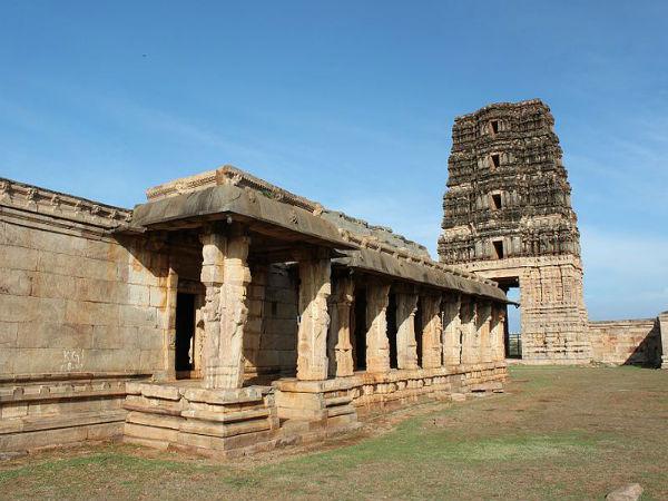23.ರೈಲ್ವೆ ಮಾರ್ಗದ ಮೂಲಕ