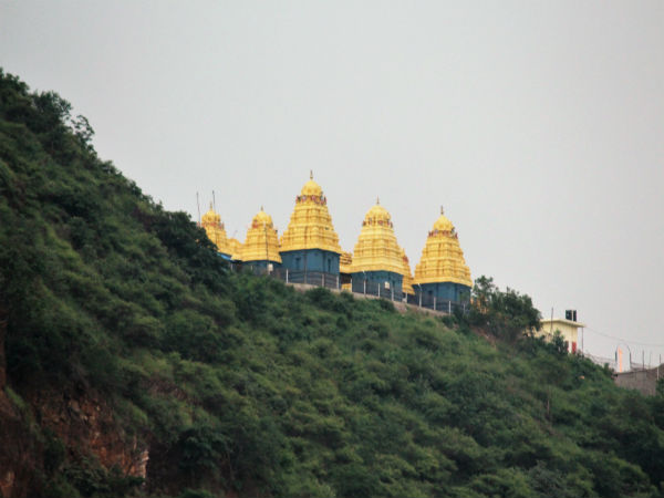 3. ವಿಜಯವಾಡದಲ್ಲಿರುವ ಕನಕ ದುರ್ಗಾ ಪವಿತ್ರ ದೇವಾಲಯ